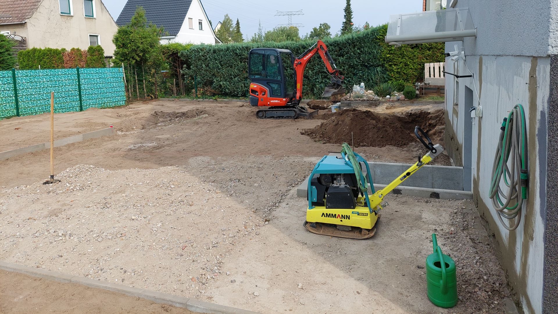 Vermietung von Baggern, Rüttelplatten, Baumaschinen